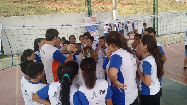 Além dos jogos, crianças e adolescentes do Mini 2x2 e Mini 3x3 se divertem com outras brincadeiras.